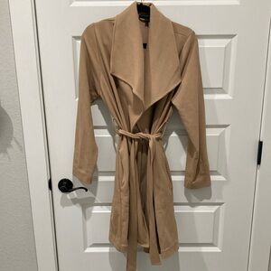 Banana Republic Tan Women's Coat.
New condition
